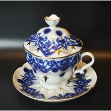 Dandelion cup and saucer with lid, LFZ.