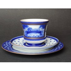 Cup and saucer with teacup from Банкетная, First Garden Bridge design.