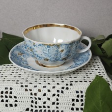 Teacup and saucer 