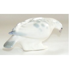 Cute Dove Rare Lomonosov porcelain figurine USSR 1970s