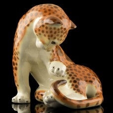 Large Leopard Lomonosov porcelain figurine