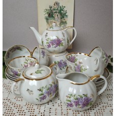 Lilac tea set with sugar bowl, Dulevo, 16 pieces.